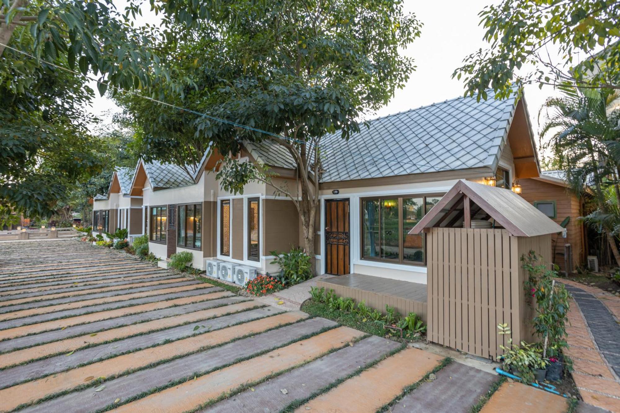 Mana-An Lake Hill Resort Villa Chiang Mai Esterno foto
